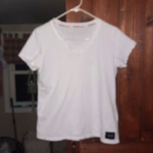Calvin klein womens v neck tee shirt size L